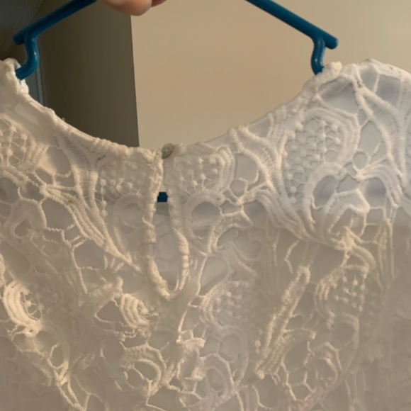 White dress - Picture 4 of 7